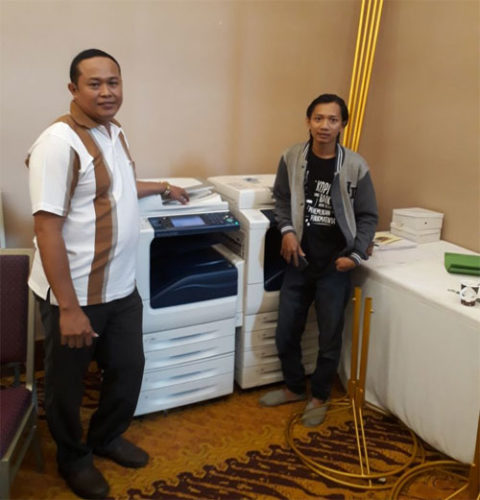 Mesin Fotocopy Sedang